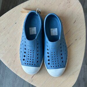 NWT Kids Native Shoes Jefferson Oasis Blue / Size 13